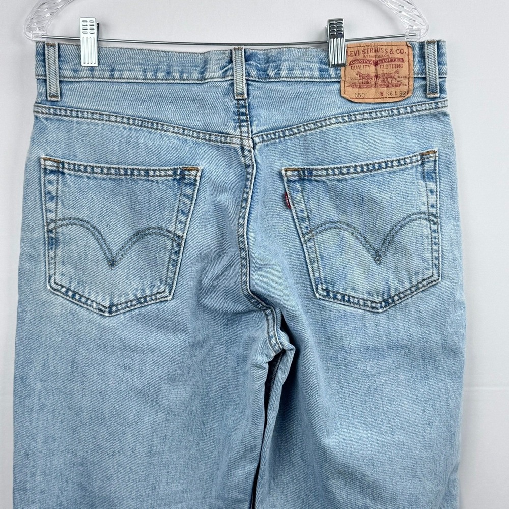 VTG Levi's 550 Relaxed Fit Men's Jeans 32x31 Denim Classic 100%‎ Cotton Straight